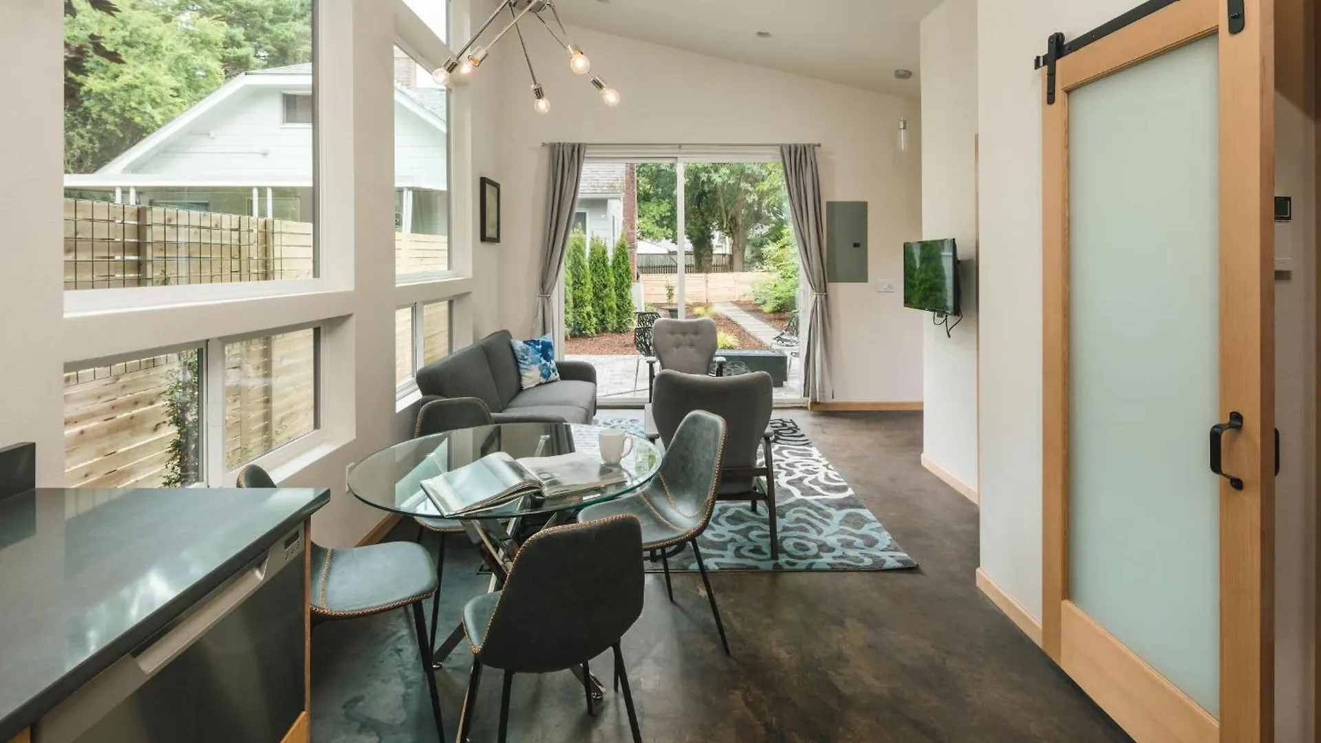 Villa Dwell - Net Zero Energy Living Vila Portland