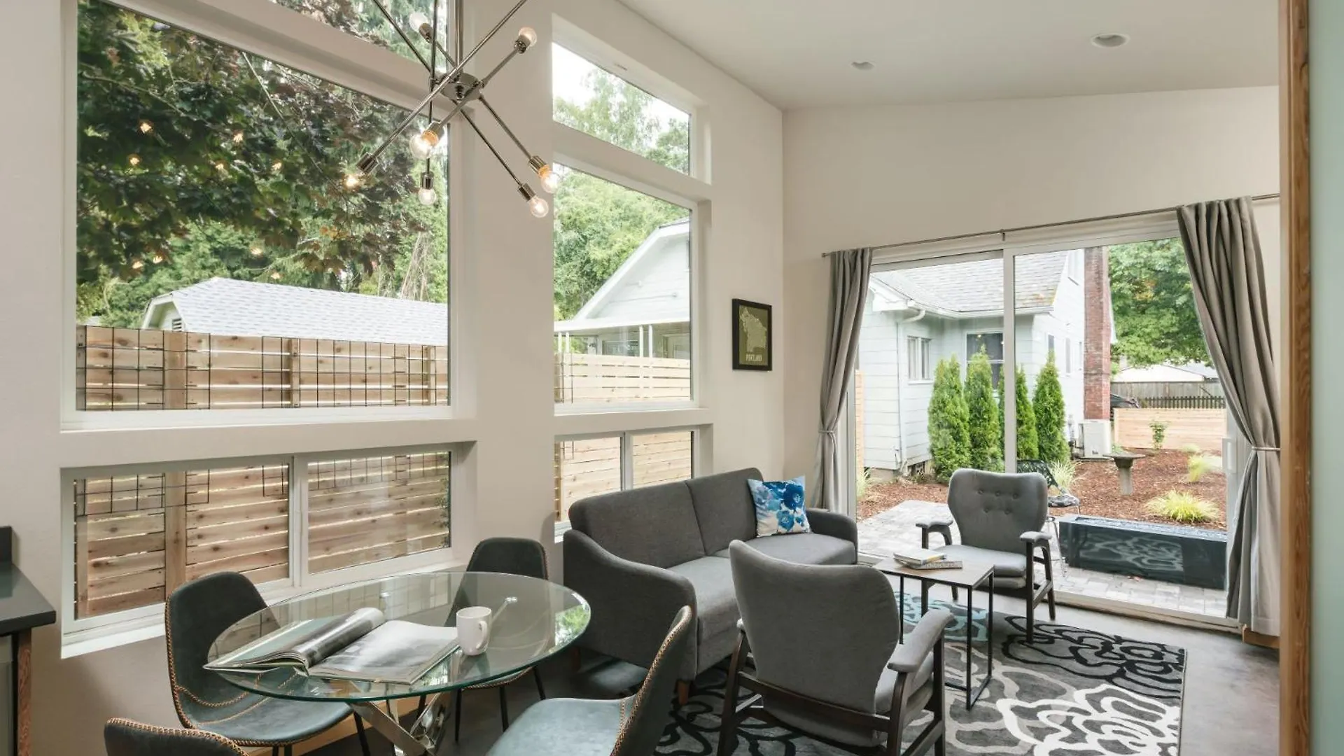 Dwell - Net Zero Energy Living Vila Portland
